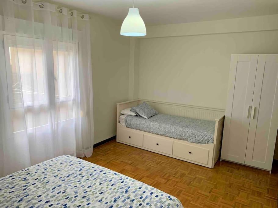 Apartamento Gijon Arena, Con Aparcamiento Extérieur photo